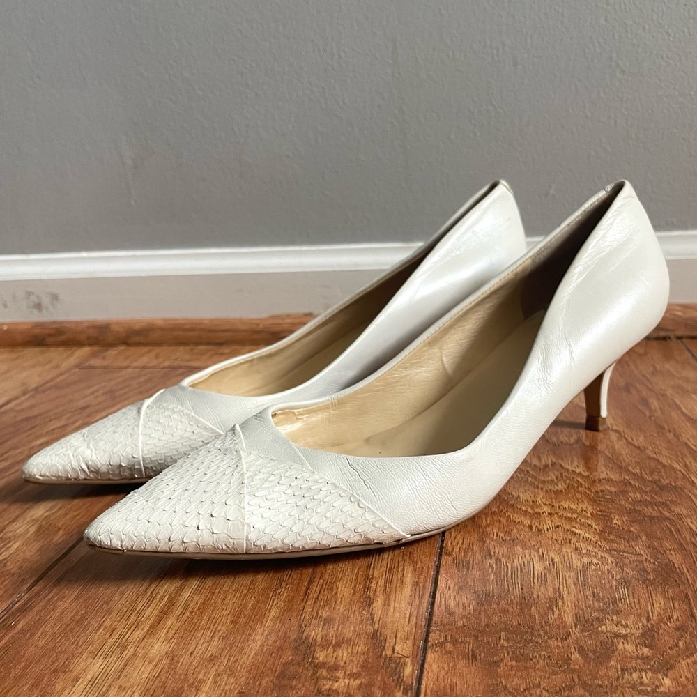 Classic White Pointed-Toe Kitten Heel Pumps